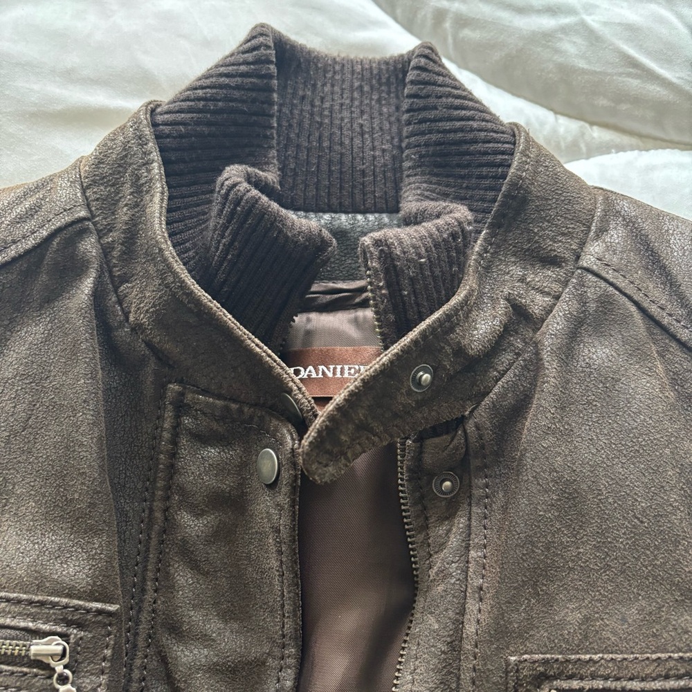 Simply Fantastic Danier Leather Moto Jacket (Chocolate Brown) - Picture 5 of 14